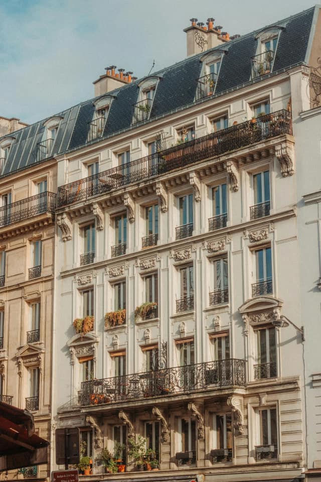 Vivre dans le Marais : le guide complet