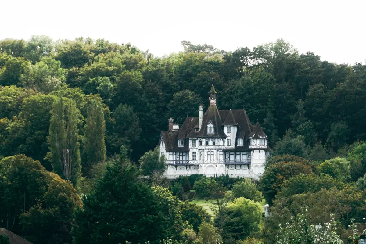 Sèvres, Manufacture de porcelaine