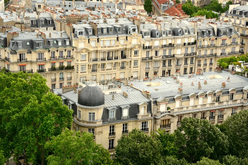 Active property search across Paris