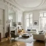 Haussmann living room with mouldings in Paris